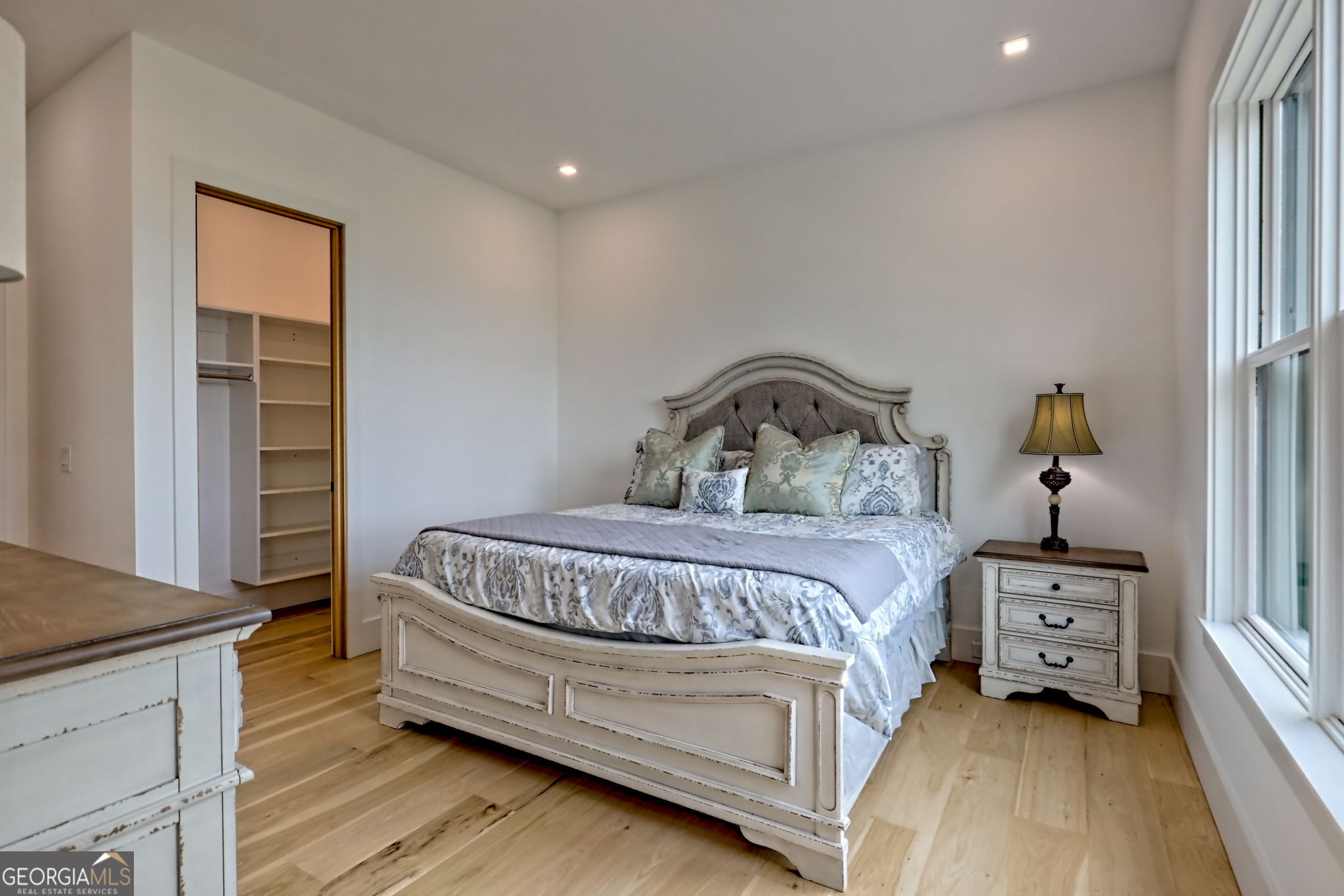 Charlie Mountain Community - Residential
