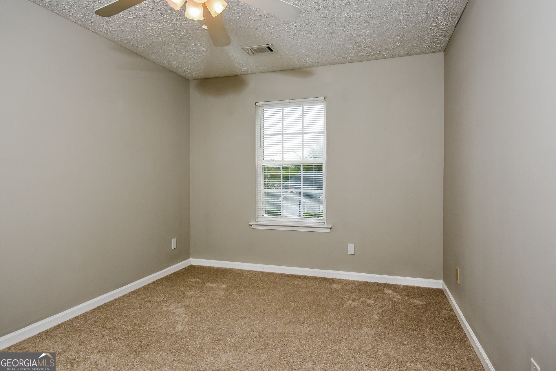 208 Ilex DR