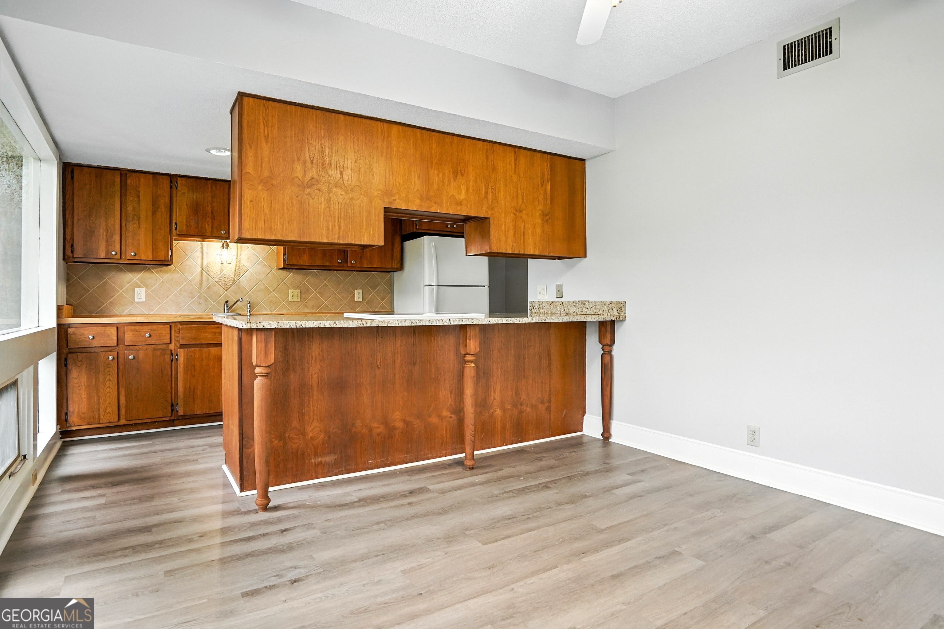 422 Fairway Villas DR