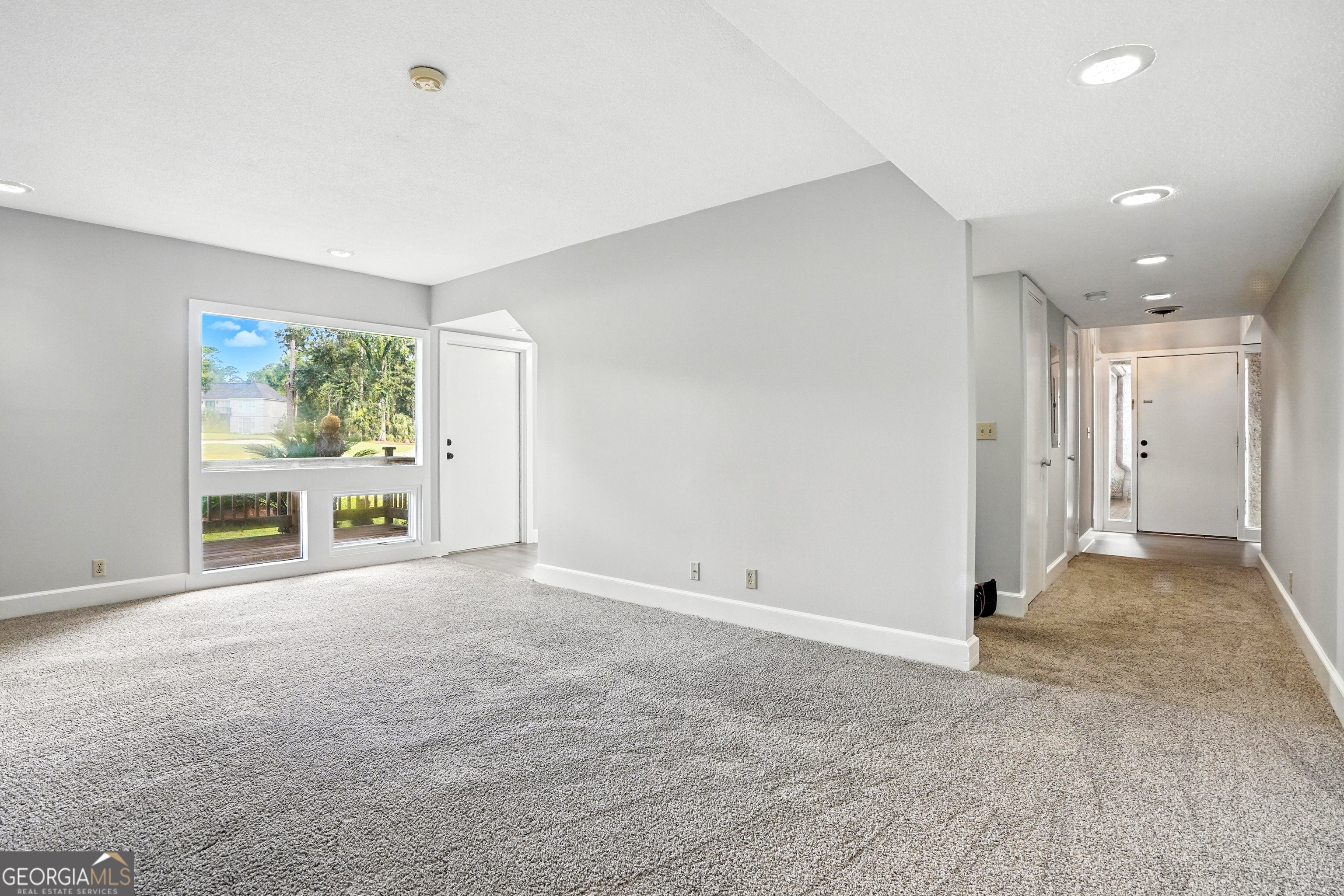 422 Fairway Villas DR