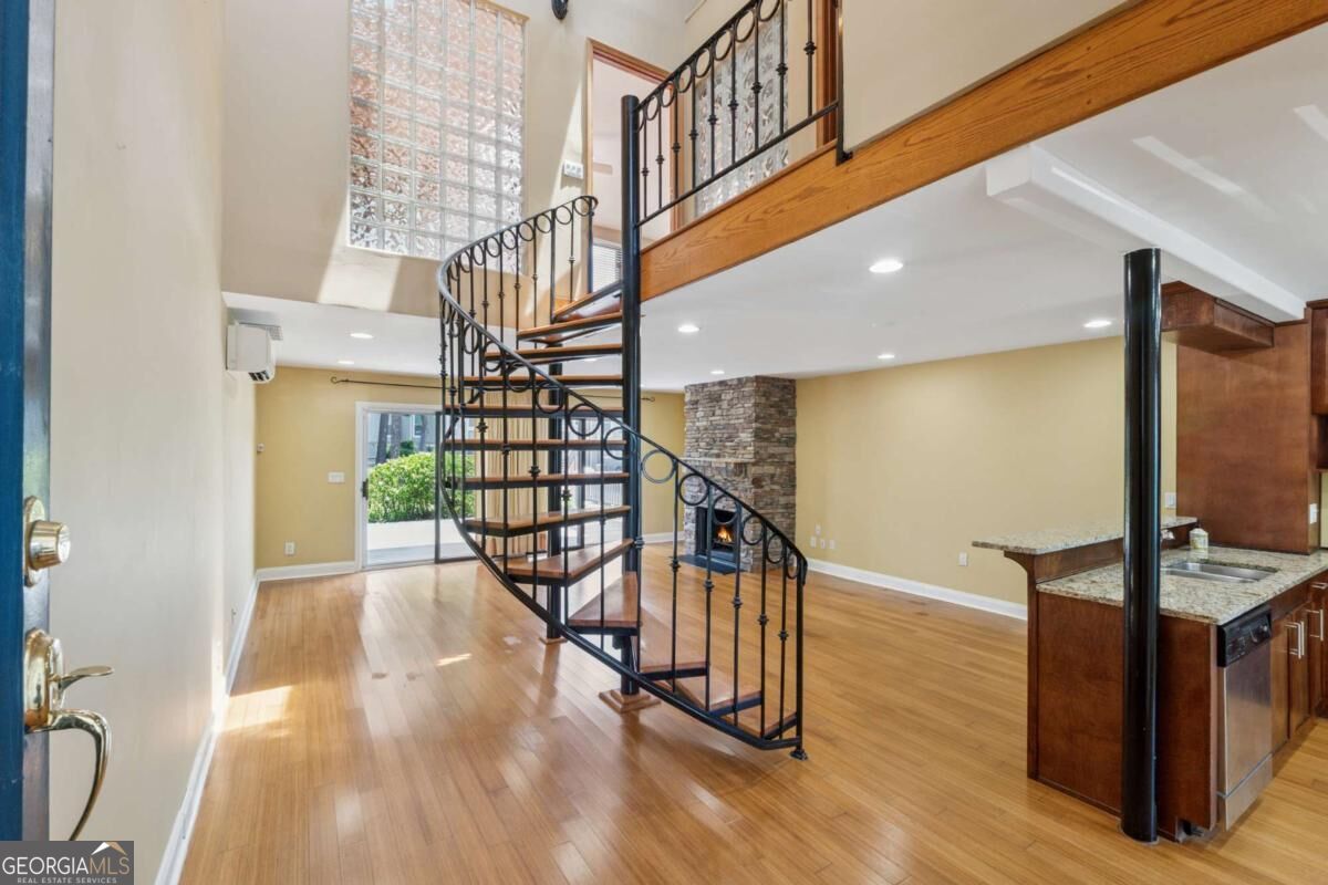 1023 Riverbend Club DR SE 23