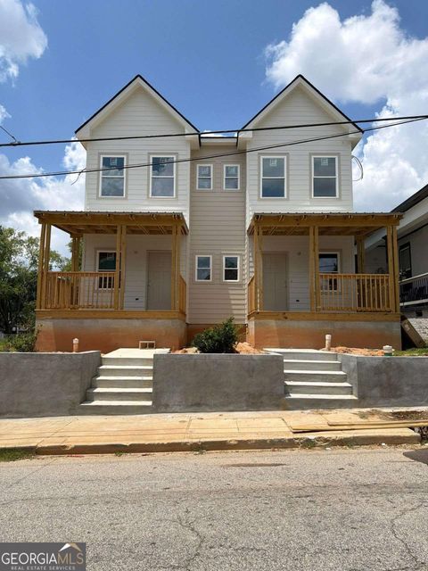 Photo of 526 James P Brawley Drive NW, Atlanta, GA 30318 (MLS # 10804800)