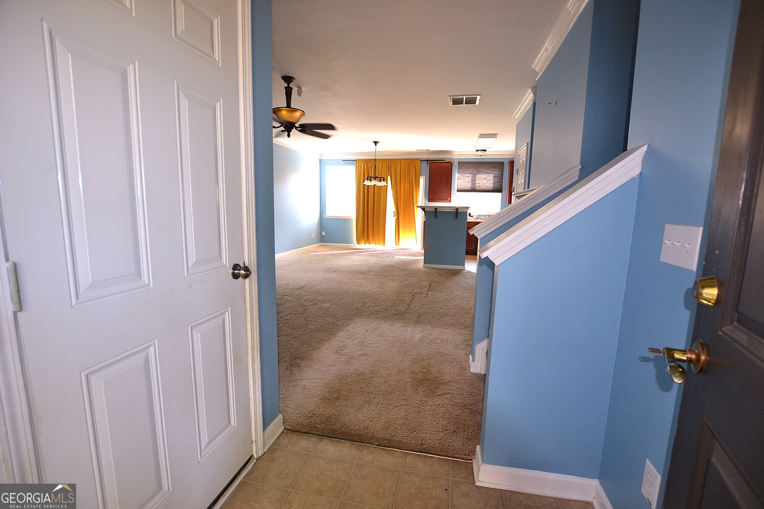 320 Oak Leaf PL
