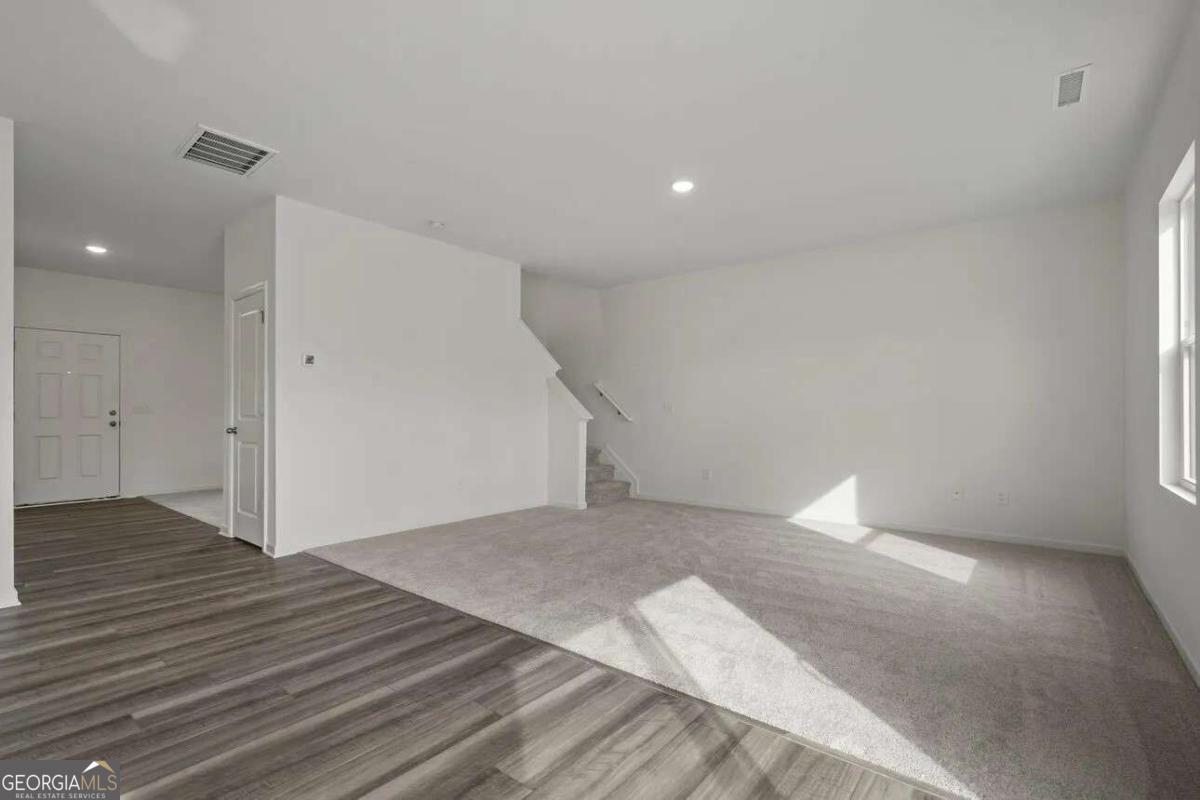 Kendall Grove - Residential