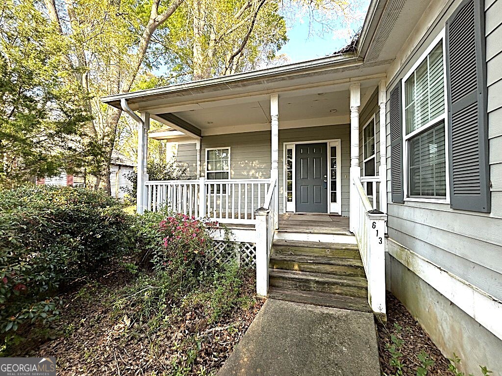613 S Lee ST - Photo 2