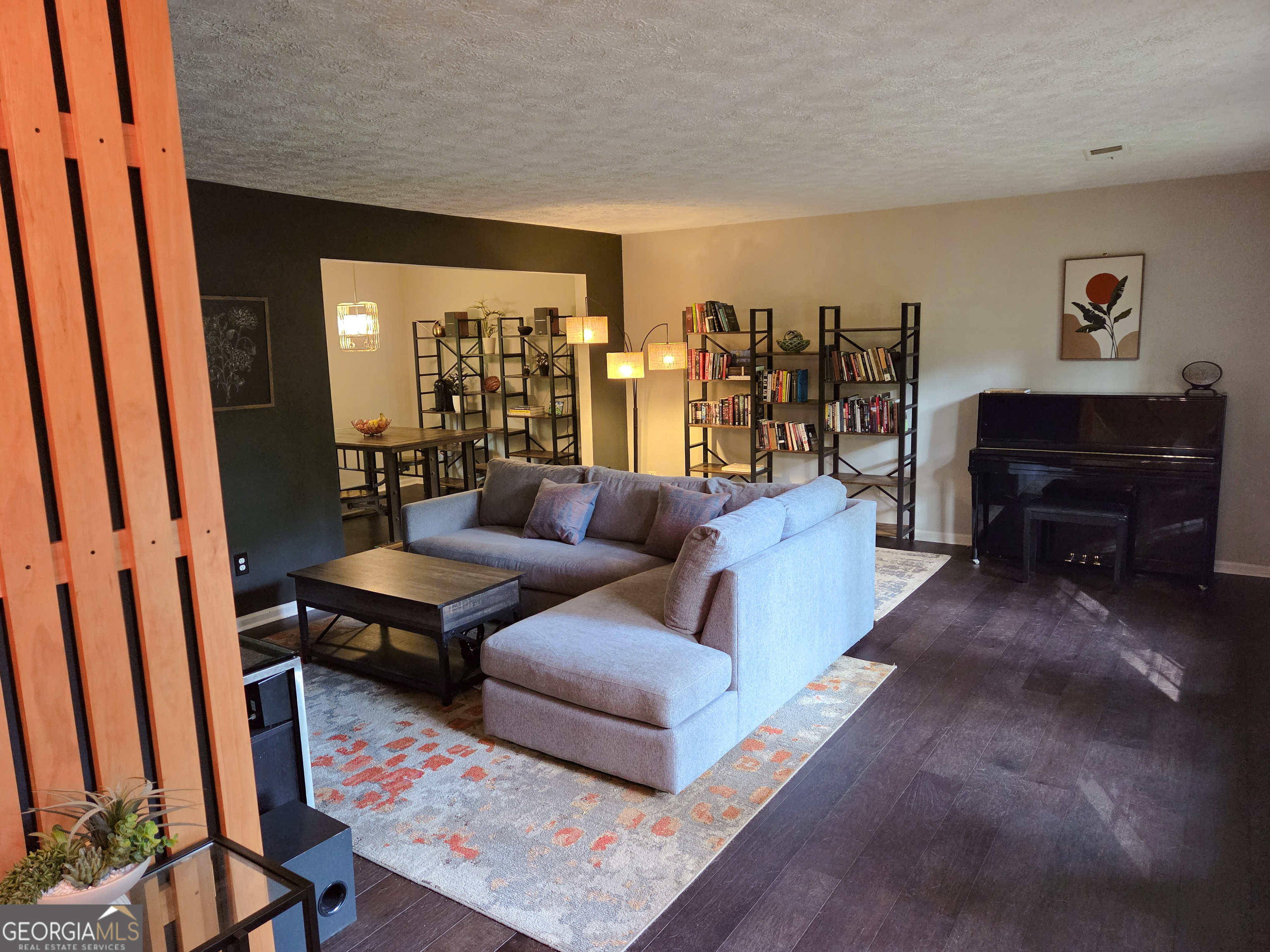 2388 Black Oak DR