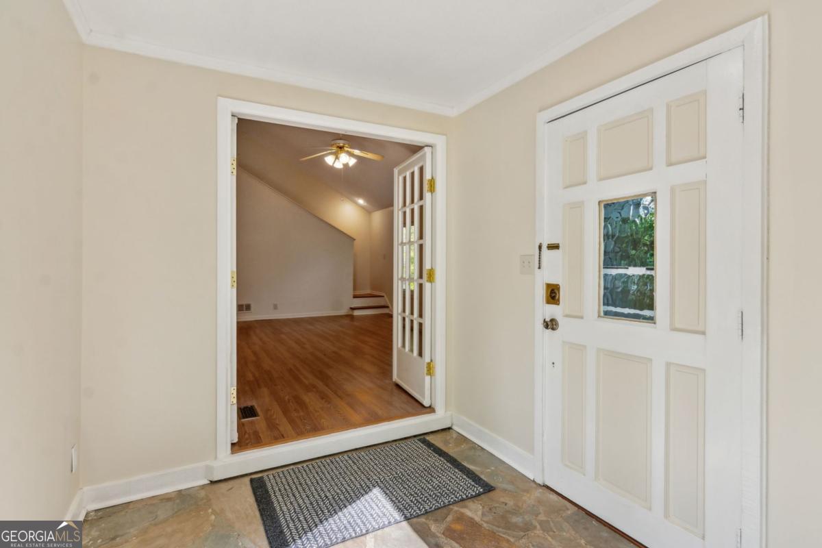 2930 Winchester DR