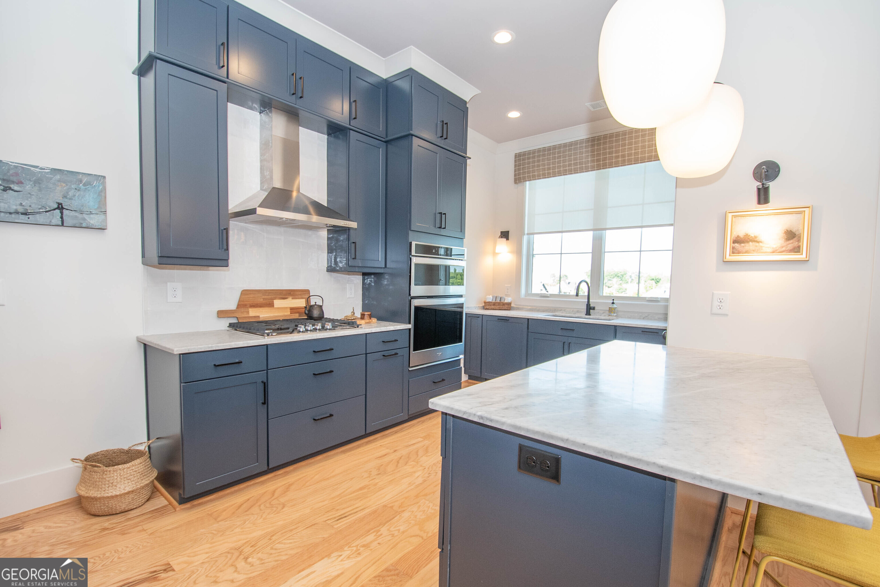 Newnan, Georgia 30263, United States, 3 Bedrooms Bedrooms, ,4 BathroomsBathrooms,Residential,Pending,45805