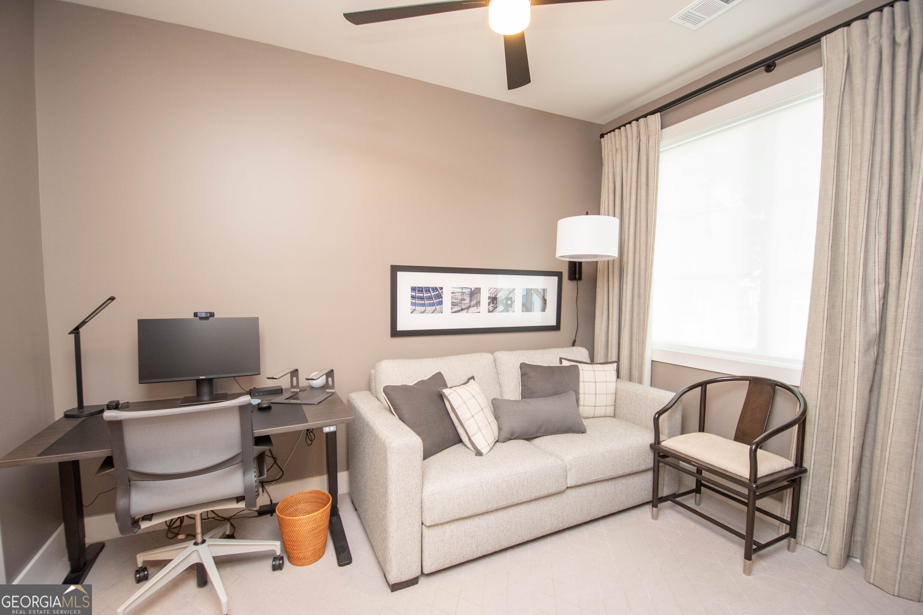 Newnan, Georgia 30263, United States, 3 Bedrooms Bedrooms, ,4 BathroomsBathrooms,Residential,Pending,45805