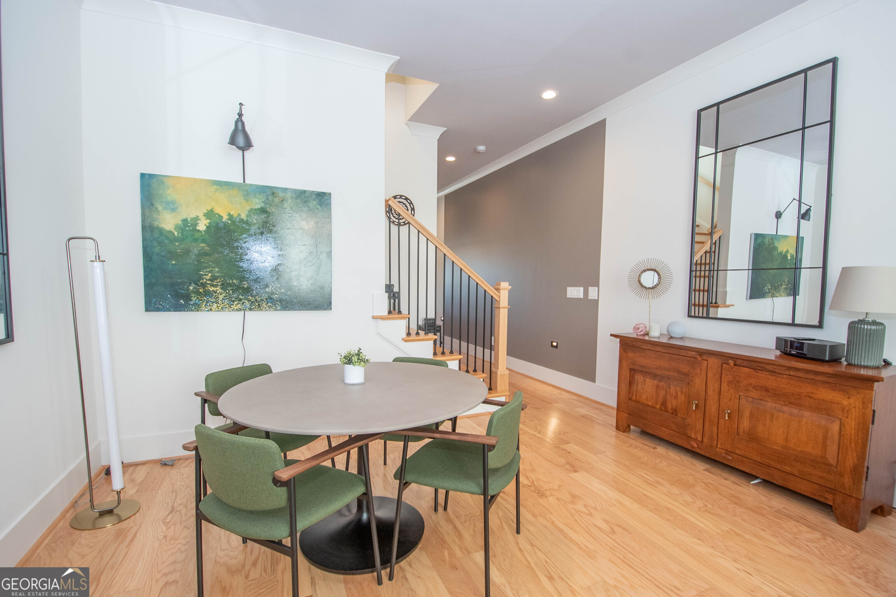 Newnan, Georgia 30263, United States, 3 Bedrooms Bedrooms, ,4 BathroomsBathrooms,Residential,Pending,45805