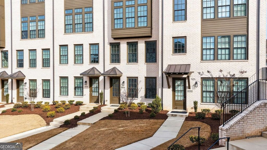 Photo of 6786 Encore Boulevard, Atlanta, GA 30328 (MLS # 10678108)