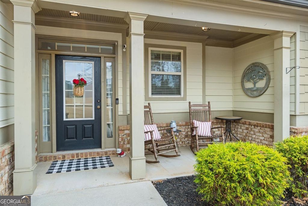 Photo of 4662 Whitlow Ridge Drive, Bishop, GA 30621 (MLS # 10683812)