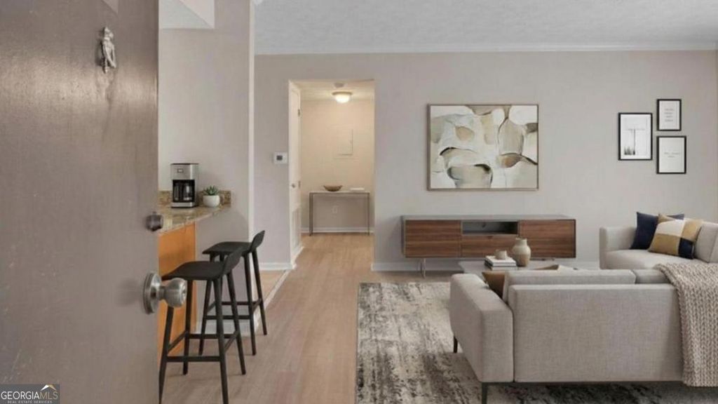 Photo of 3160 Seven Pines Court #105, Atlanta, GA 30339 (MLS # 10724310)