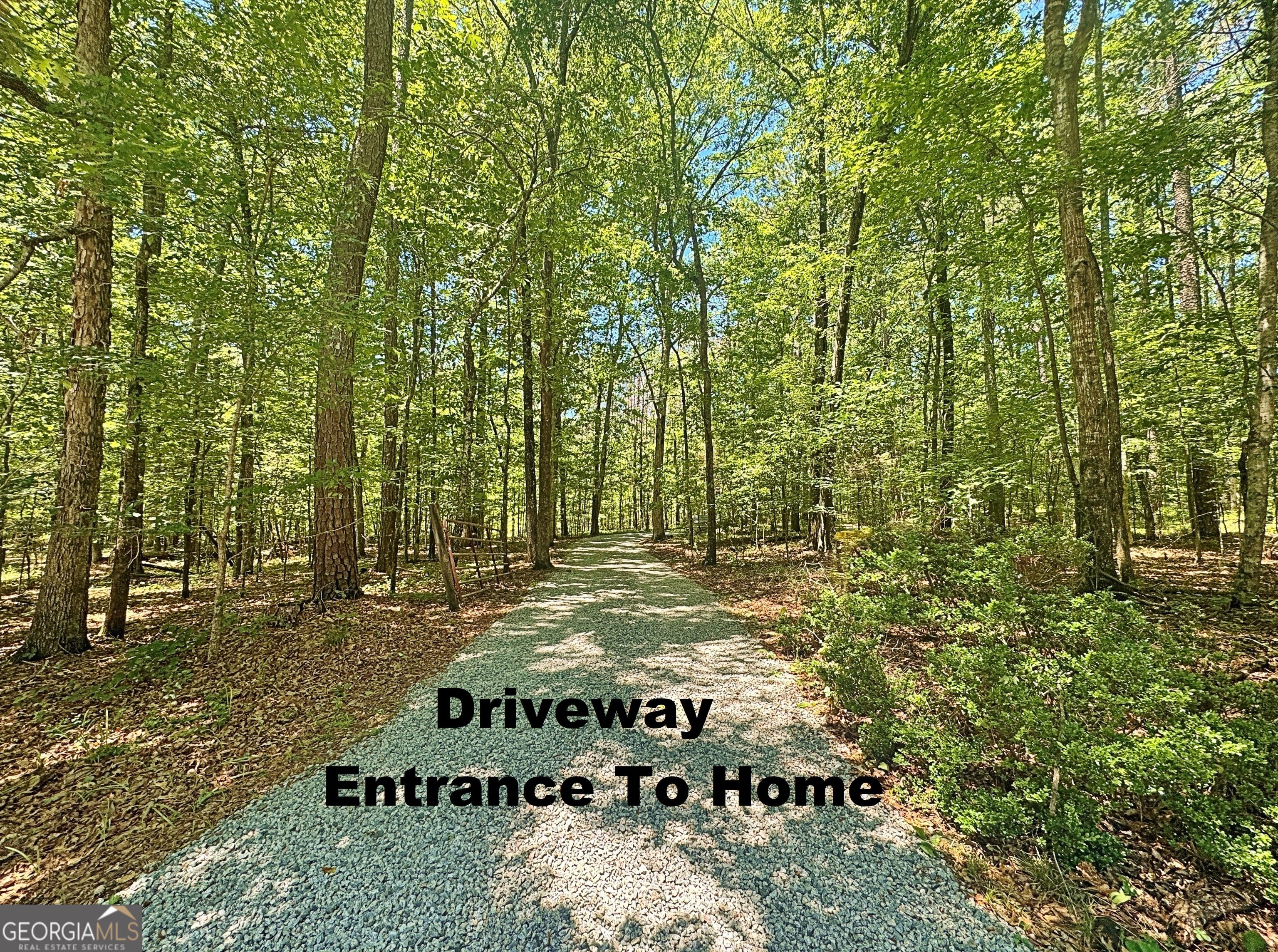 175 Ridgeway CT