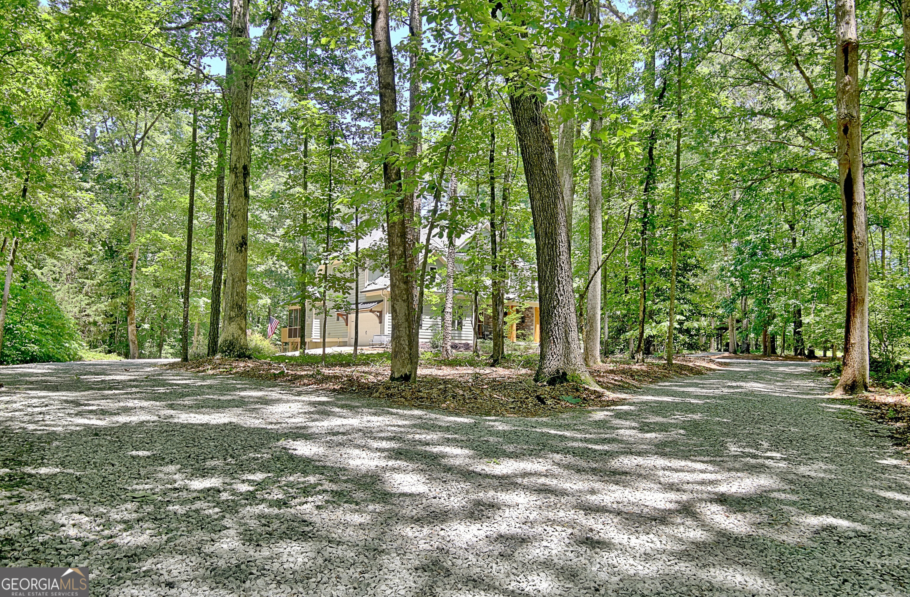 175 Ridgeway CT