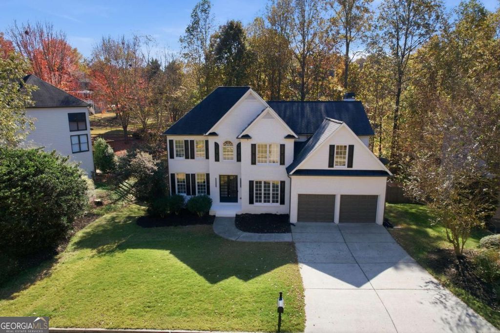 Photo of 435 Lake Point Trace, Canton, GA 30114 (MLS # 10640295)