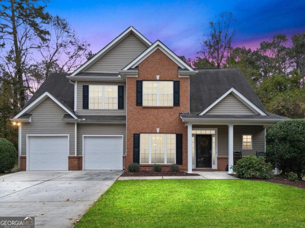Photo of 240 Miracle Lane, Fayetteville, GA 30215 (MLS # 10768704)