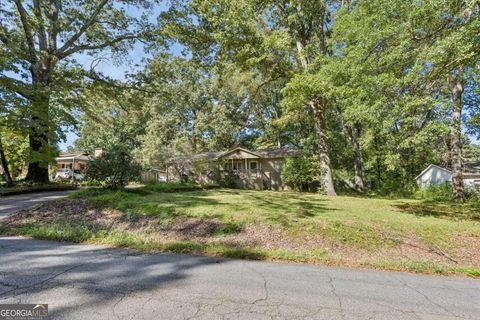 5800 Crabapple DR SW Mableton GA 30126