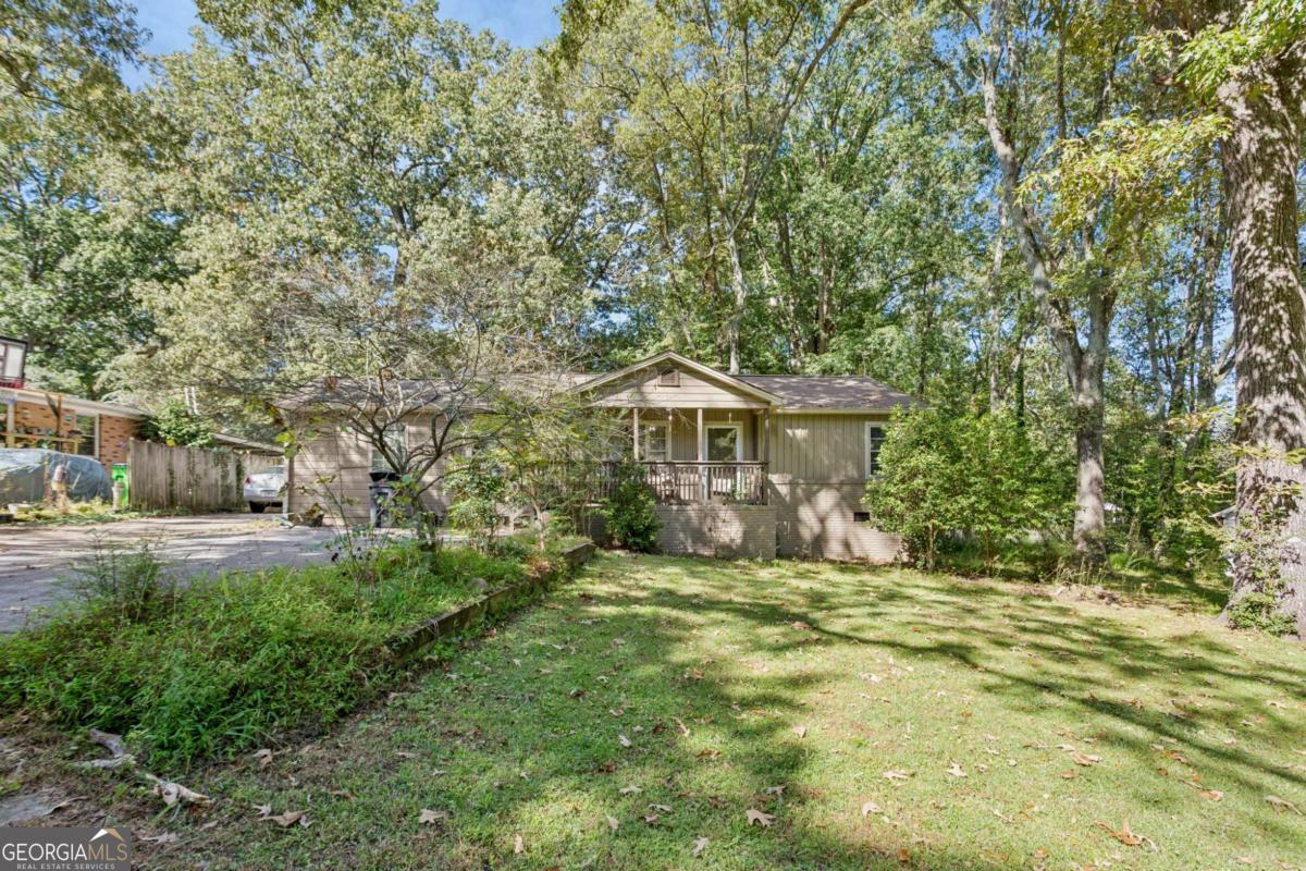 5800 Crabapple DR SW