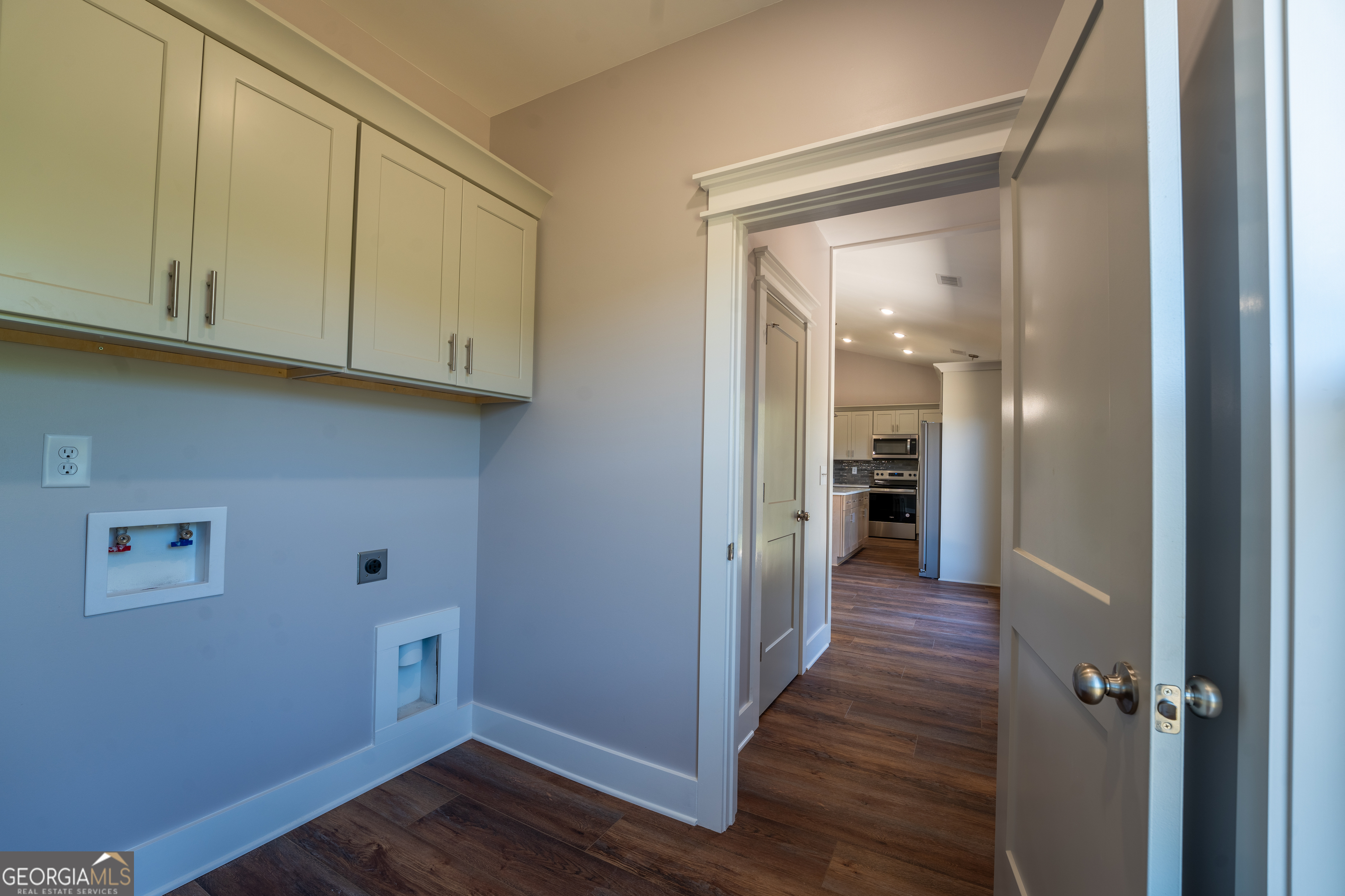 Cleveland, Georgia 30528, United States, 3 Bedrooms Bedrooms, ,2 BathroomsBathrooms,Residential,Active,120977