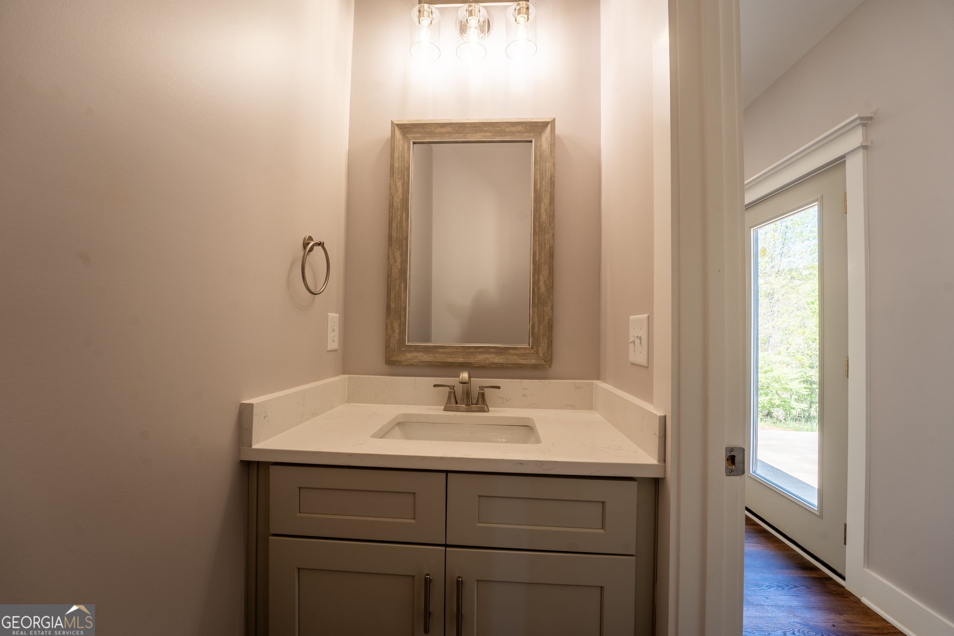 Cleveland, Georgia 30528, United States, 3 Bedrooms Bedrooms, ,2 BathroomsBathrooms,Residential,Active,120977