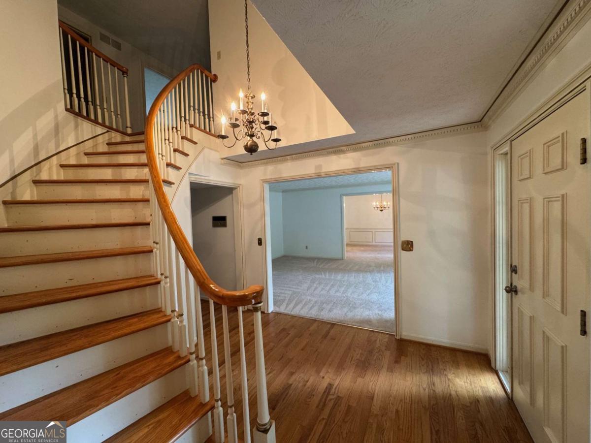 600 Meuse WAY