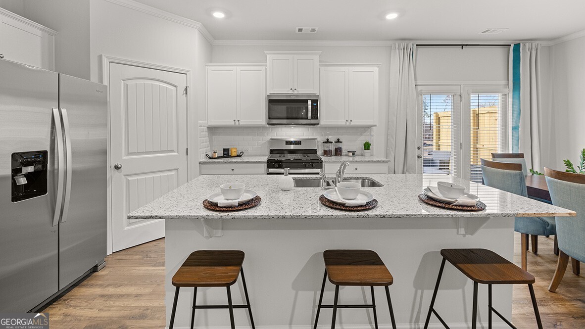 2584 Poppy CT 101