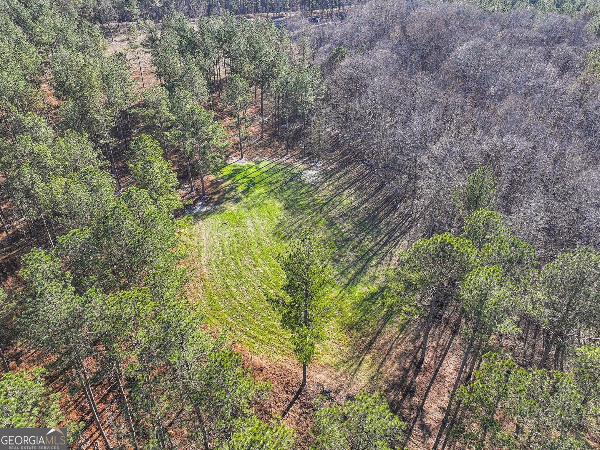 2285 Cherokee RD