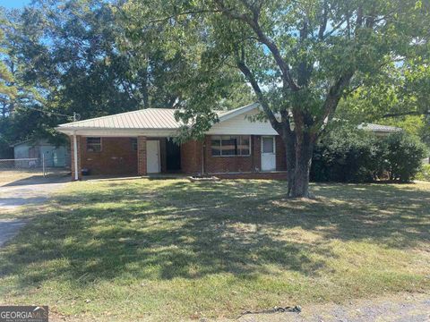 Photo of 106 Melody Lane Nw, Rome, GA 30165 (MLS # 20153972)