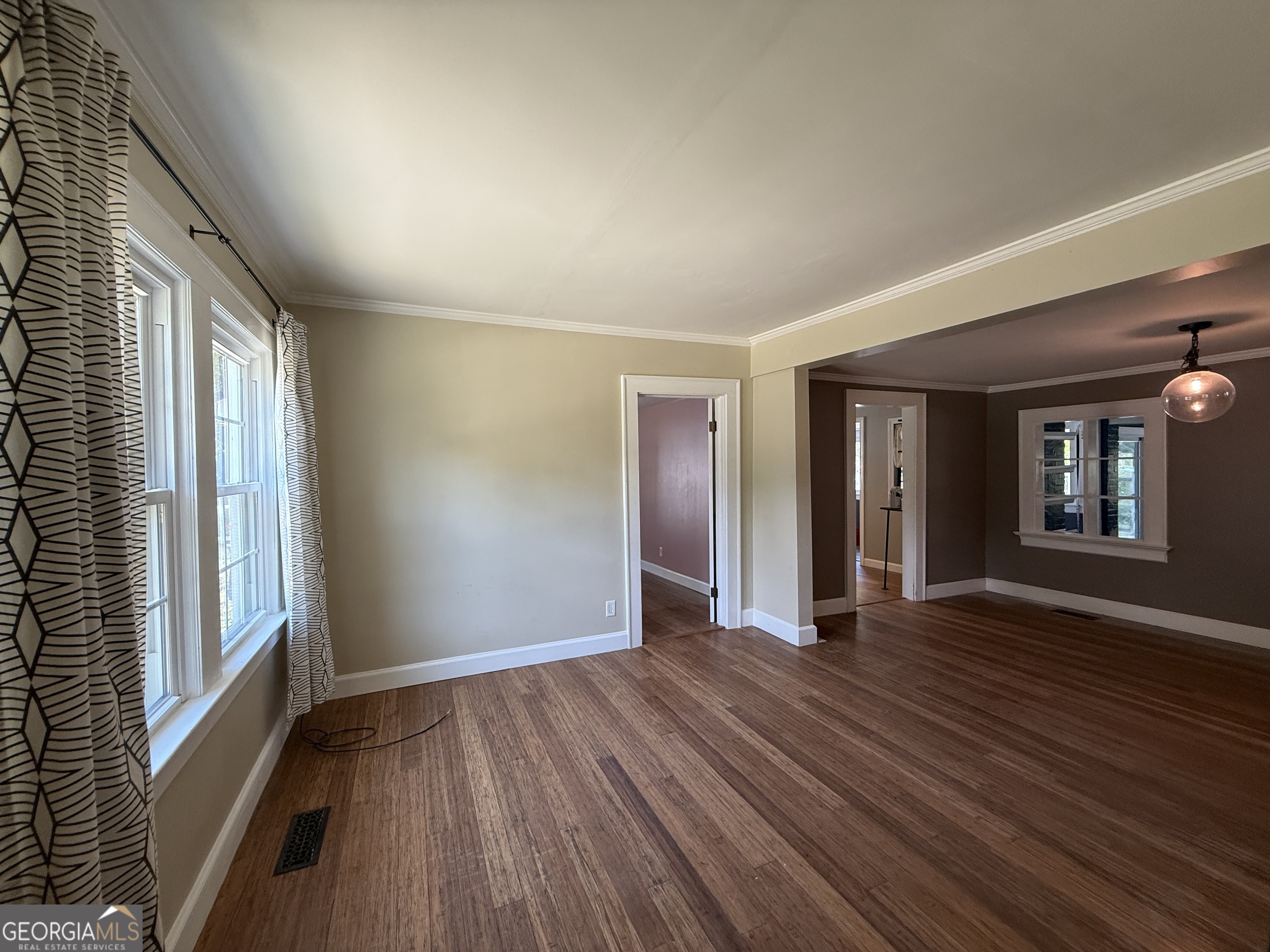6164 Warner RD
