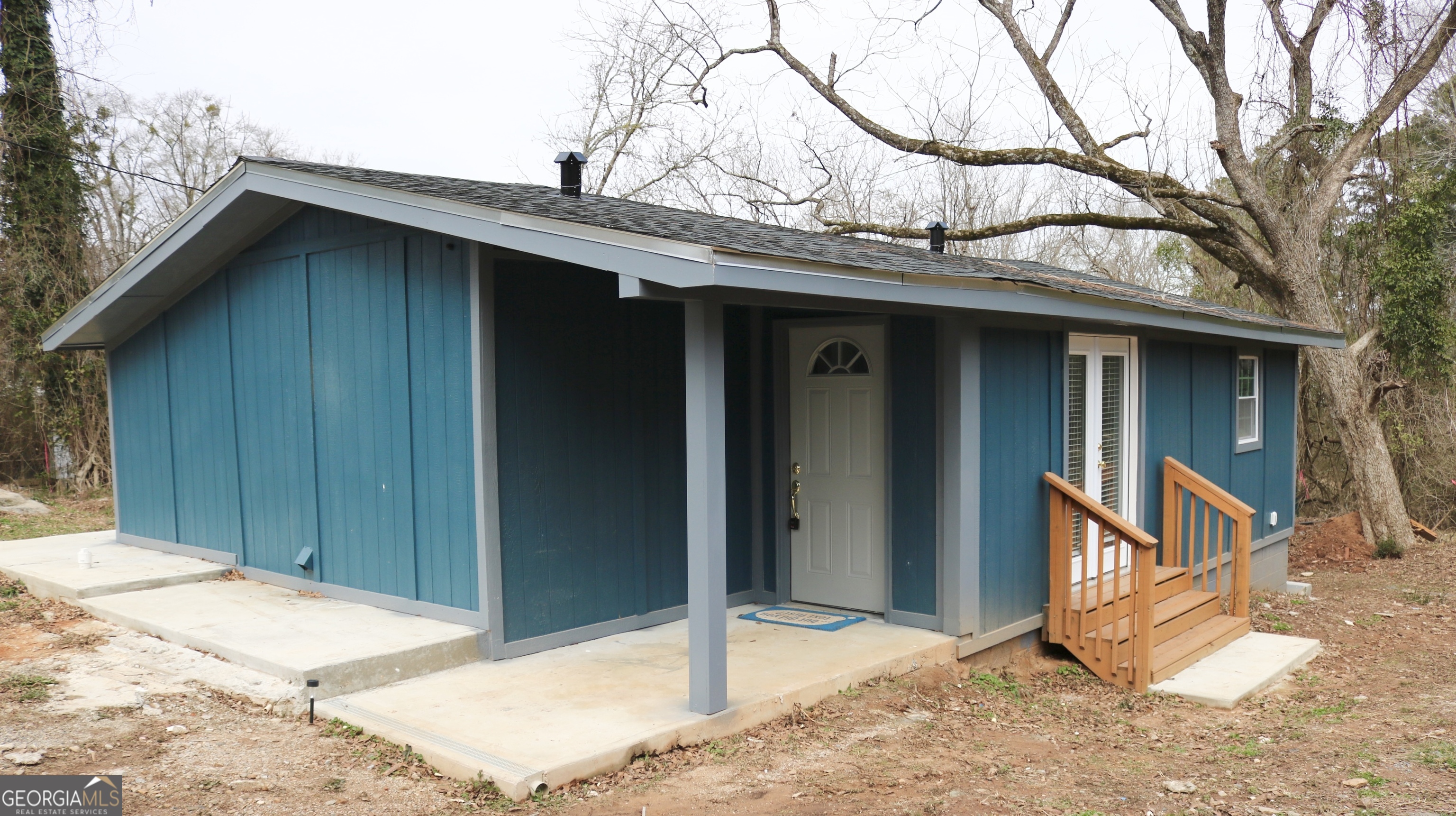 Photo 1 of 17 — 73 Lower Big Springs RD, Lagrange, GA 30241