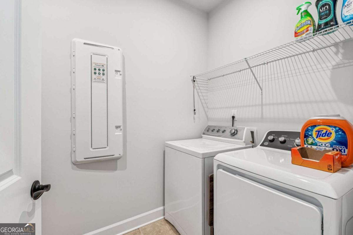 Lakecrest - Residential