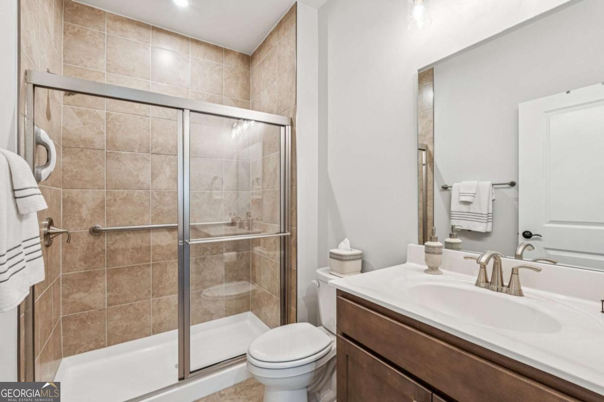 Lakecrest - Residential