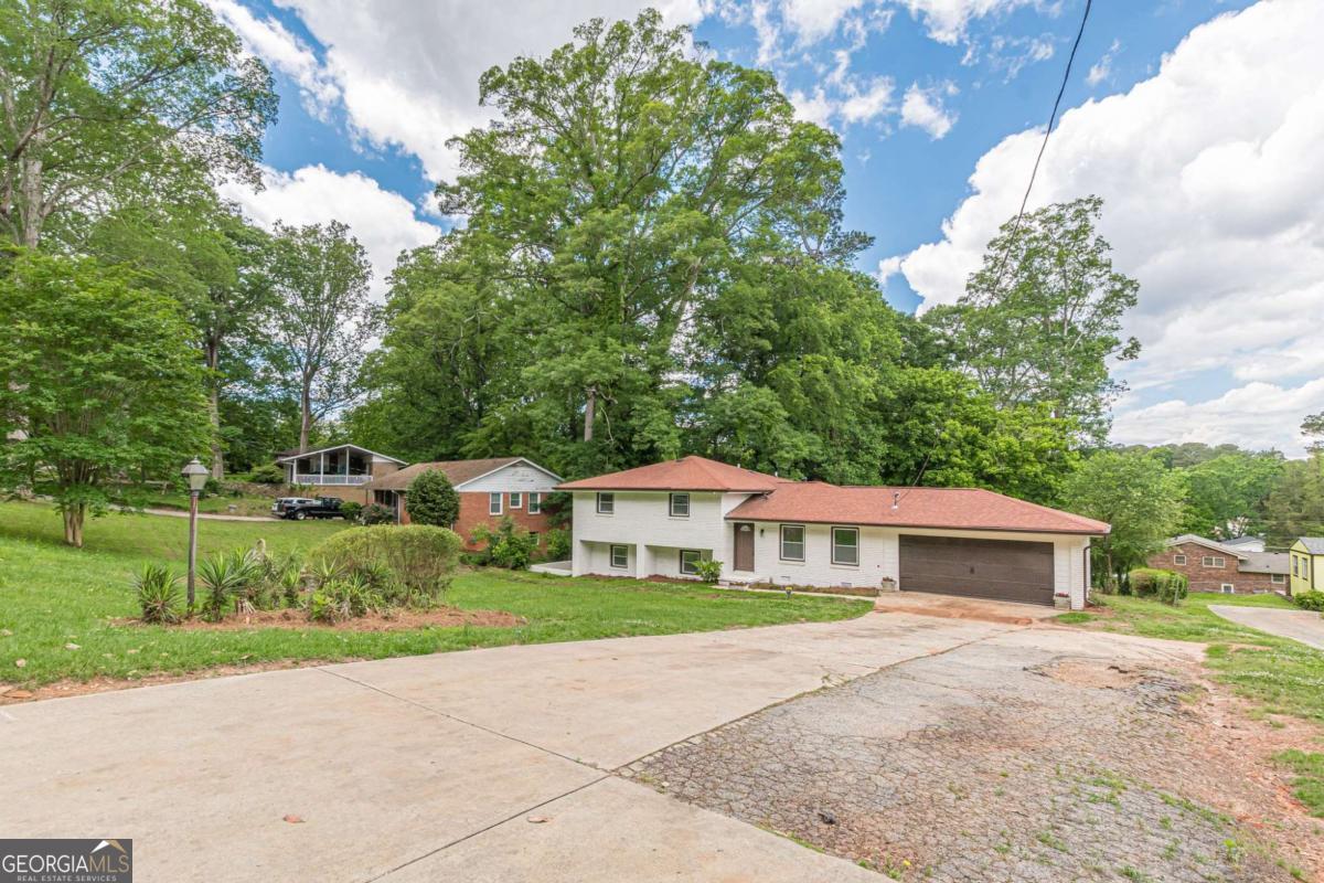 3275 Clifton Church RD SE