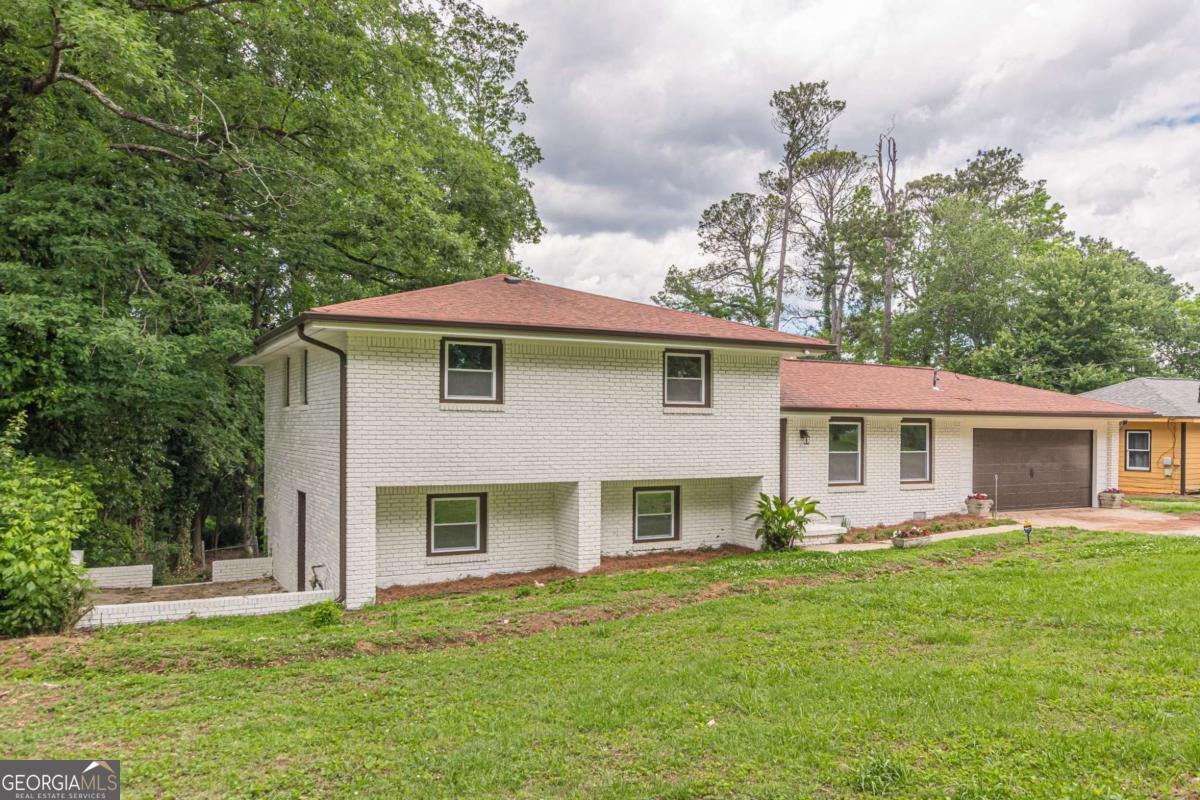 3275 Clifton Church RD SE