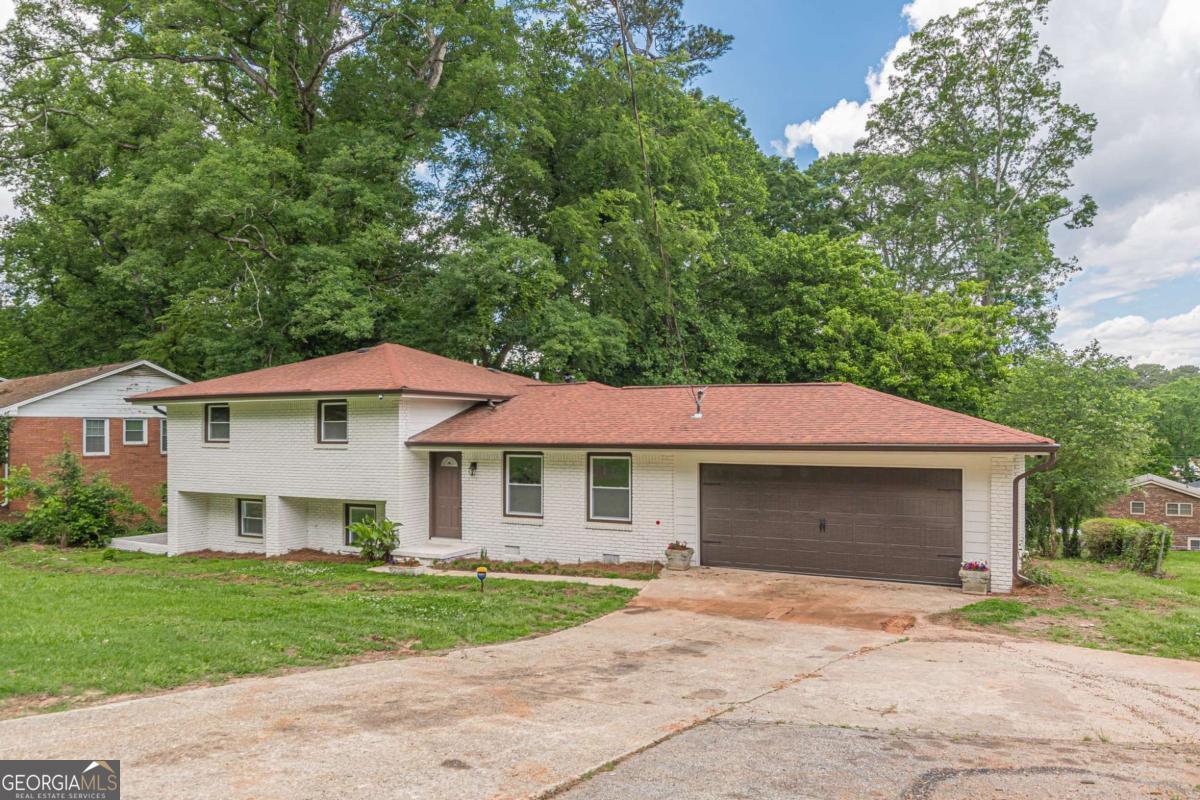 3275 Clifton Church RD SE