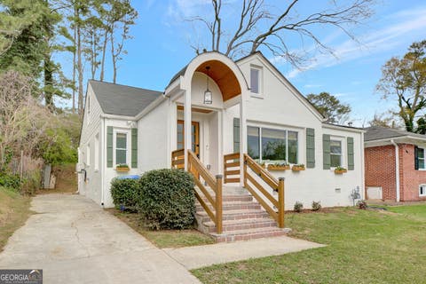 Photo of 1747 Cascade Terrace SW, Atlanta, GA 30311 (MLS # 10831207)
