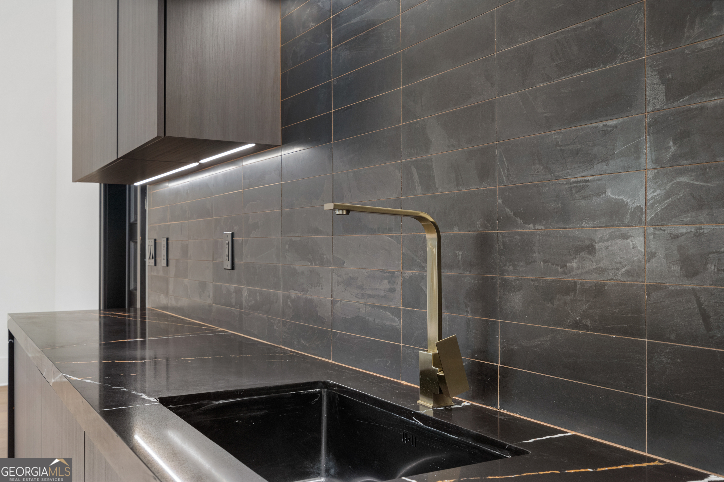 Echelon - Residential
