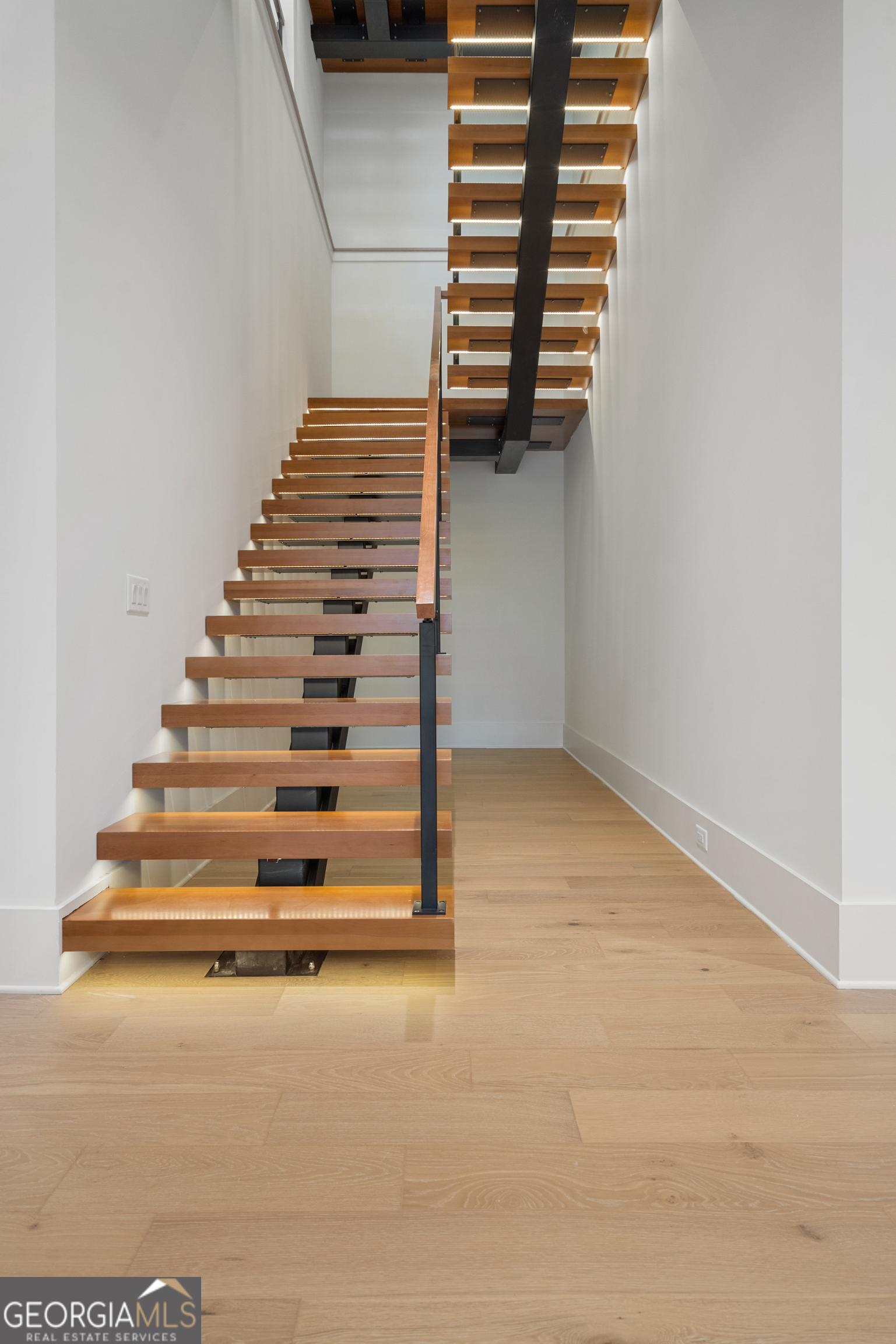 Echelon - Residential