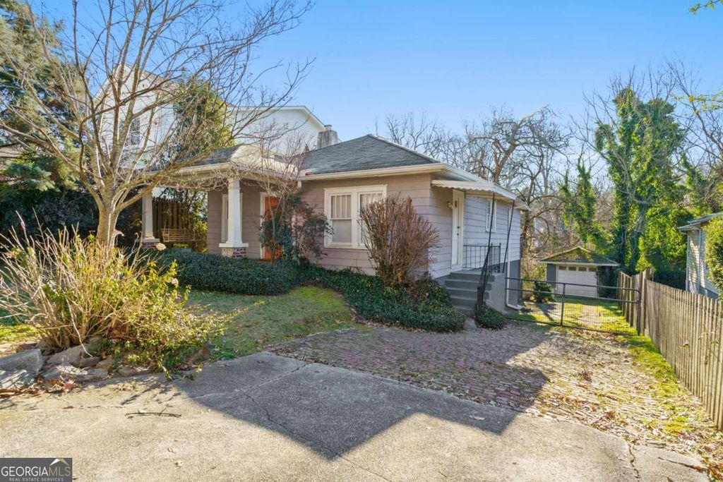 Photo of 2608 Church Street NW, Atlanta, GA 30318 (MLS # 10685014)