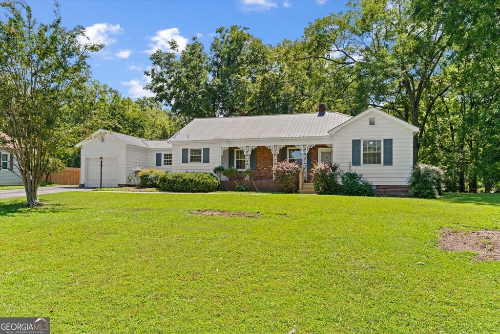 Photo of 202 Jordan Street, Tunnel Hill, GA 30755 (MLS # 10834332)