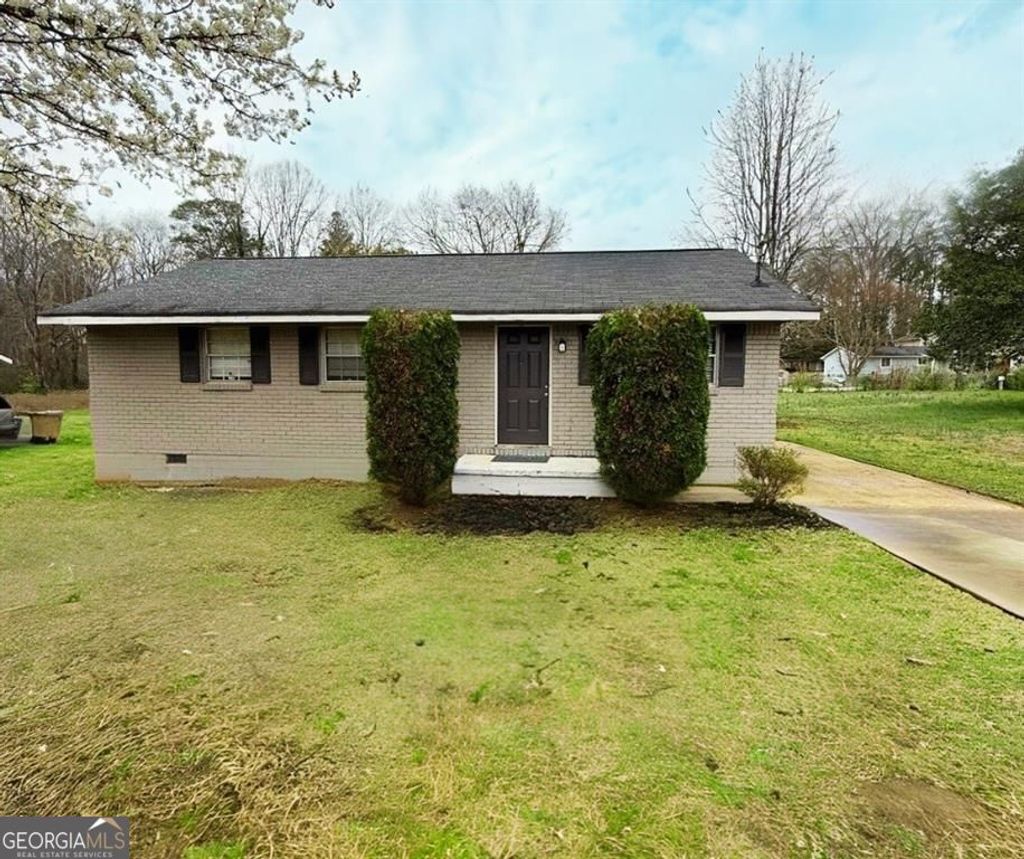 Photo of 8117 Attleboro Drive, Jonesboro, GA 30238 (MLS # 10756415)