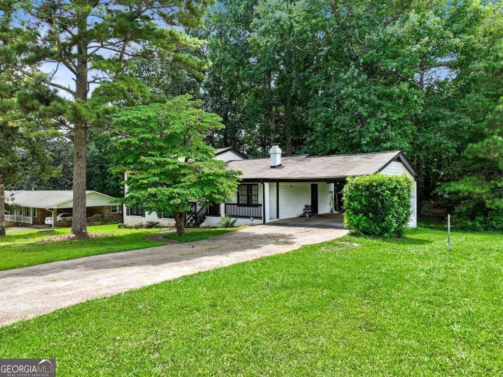 Photo of 3918 Sherwood Drive, Douglasville, GA 30135 (MLS # 10822840)