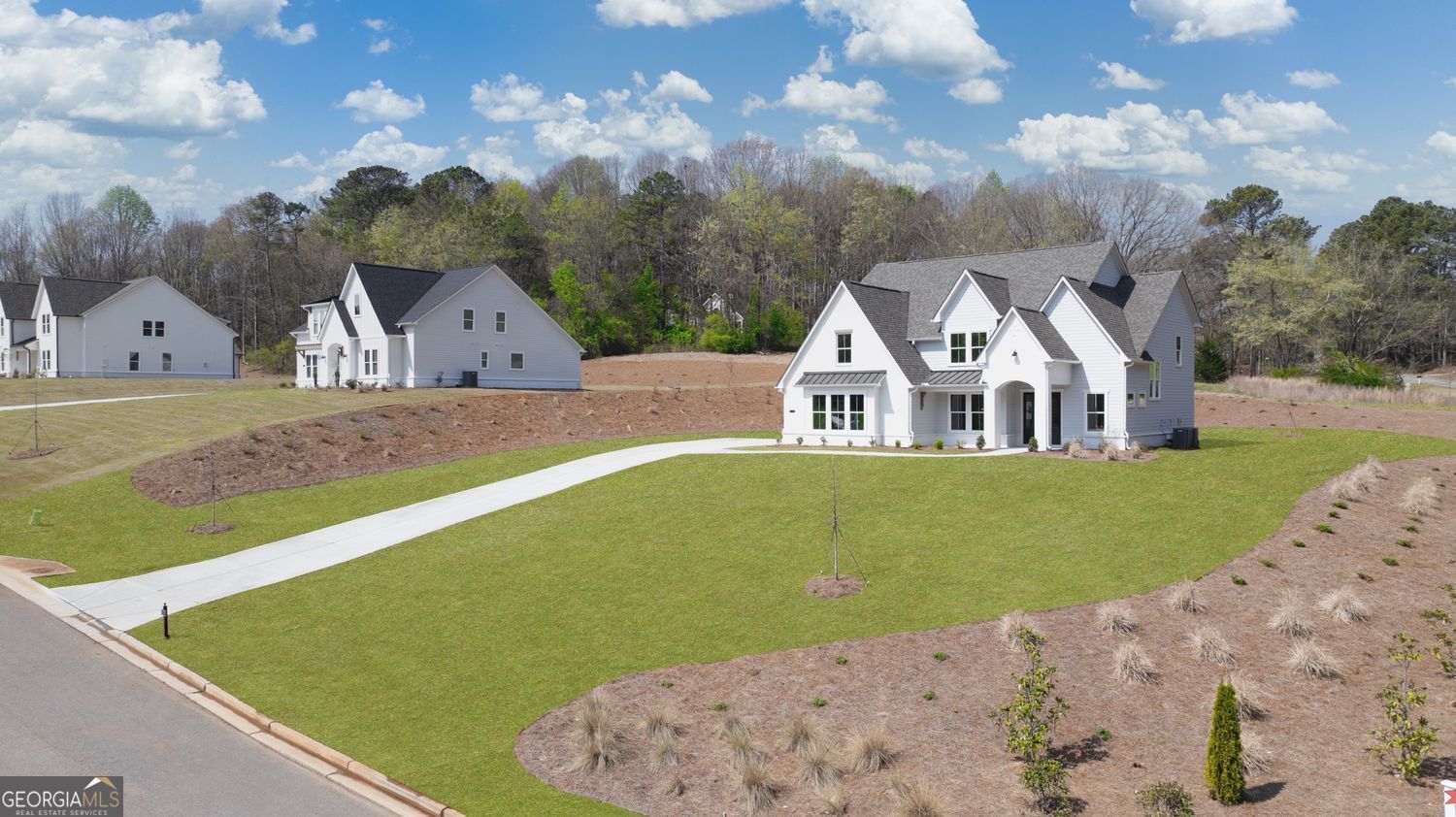 8290 Creekside Overlook DR