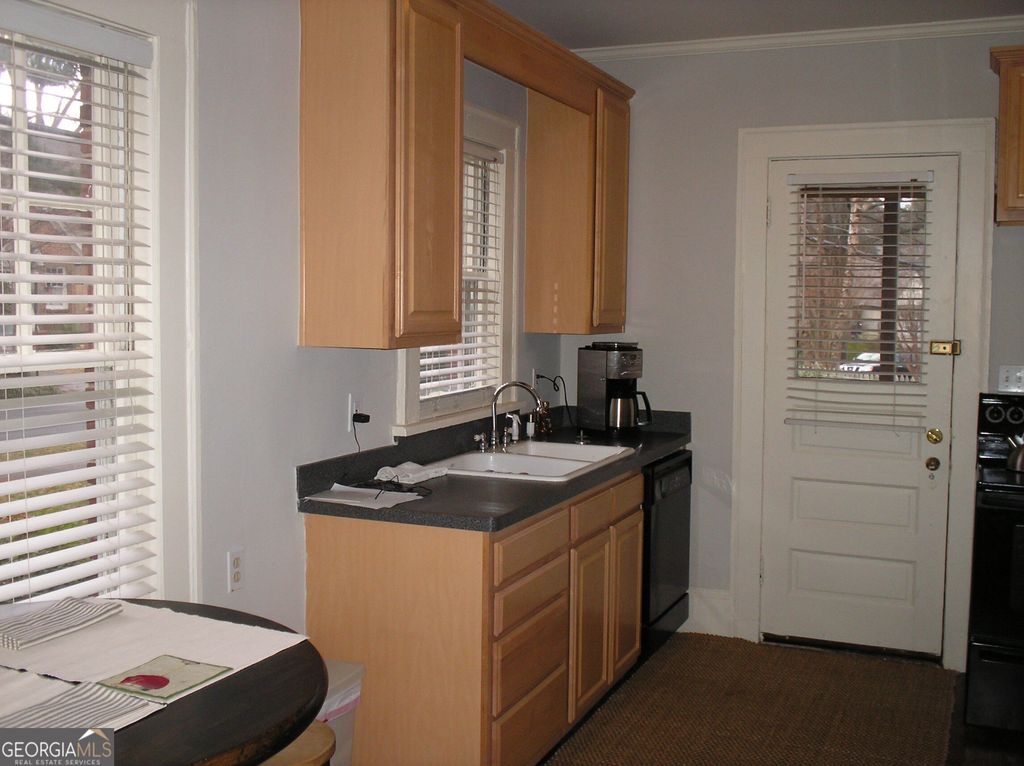 Photo of 1098 Los Angeles Avenue #LOWER, Atlanta, GA 30306 (MLS # 10784139)
