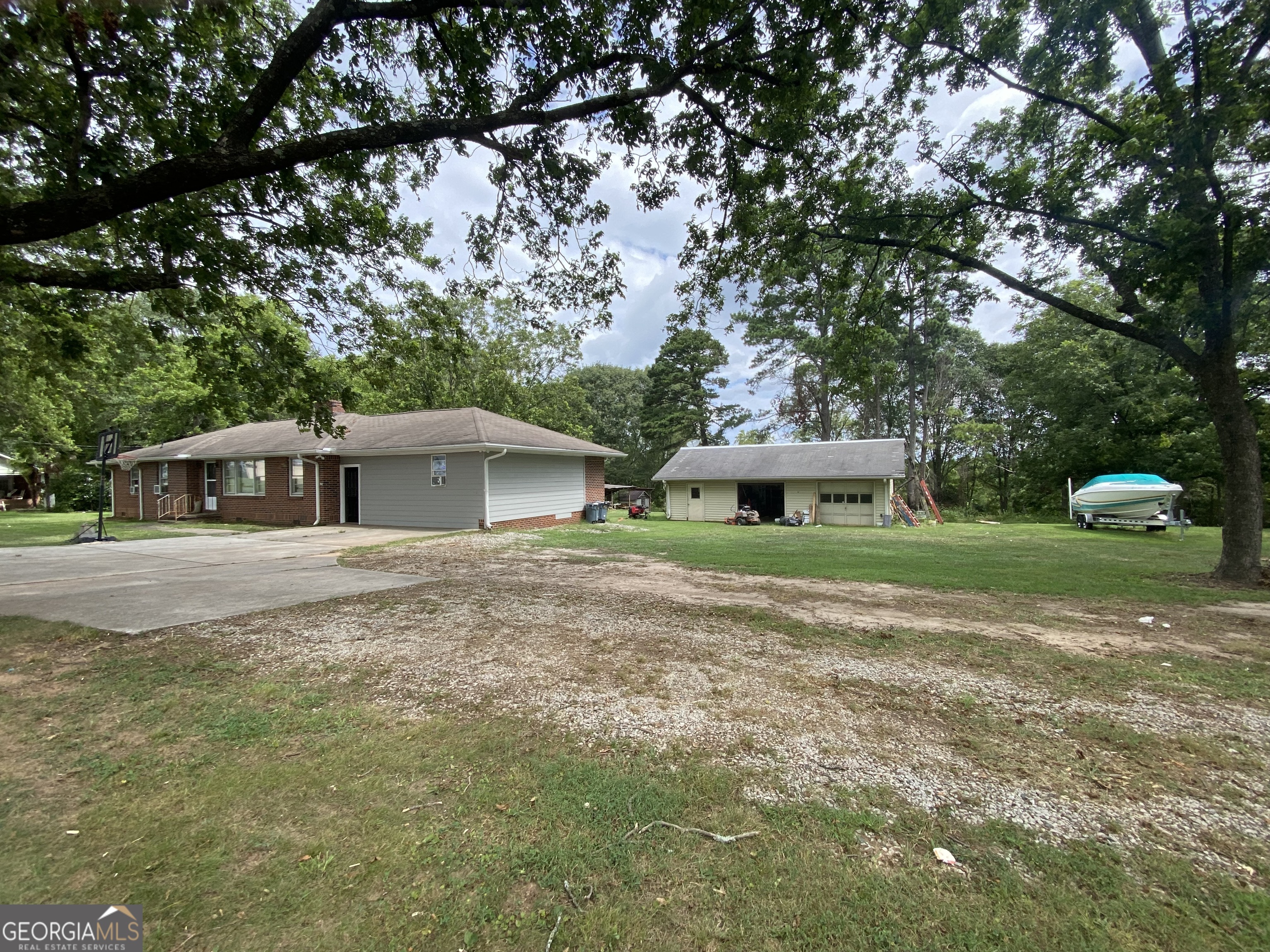 4451 Highway 17