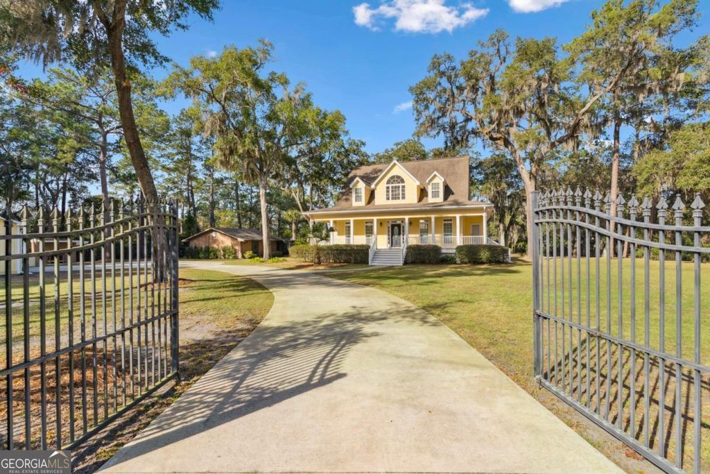 Photo of 144 Highland Park Circle, Brunswick, GA 31523 (MLS # 10671253)