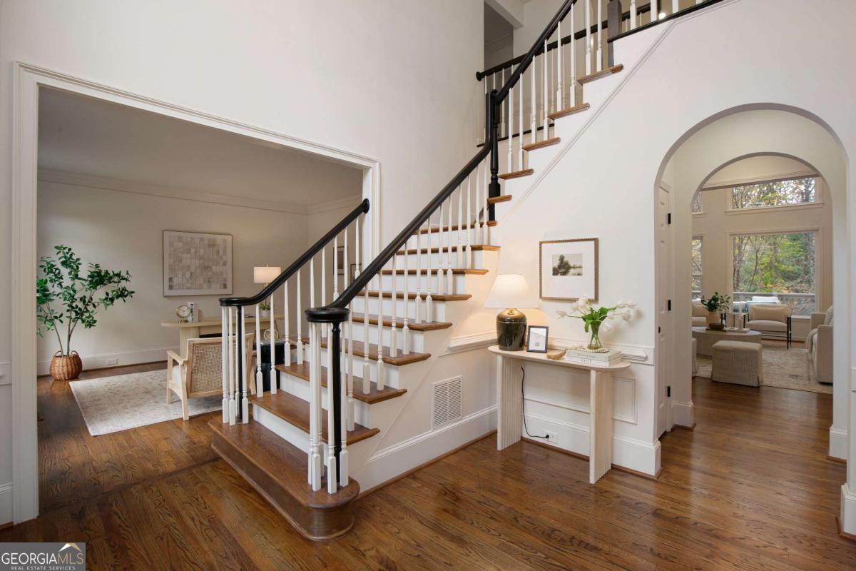 904 Stream Valley TRL