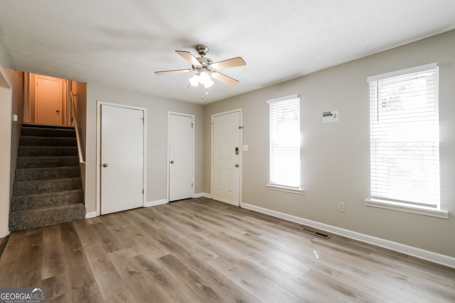 2852 Melanie LN