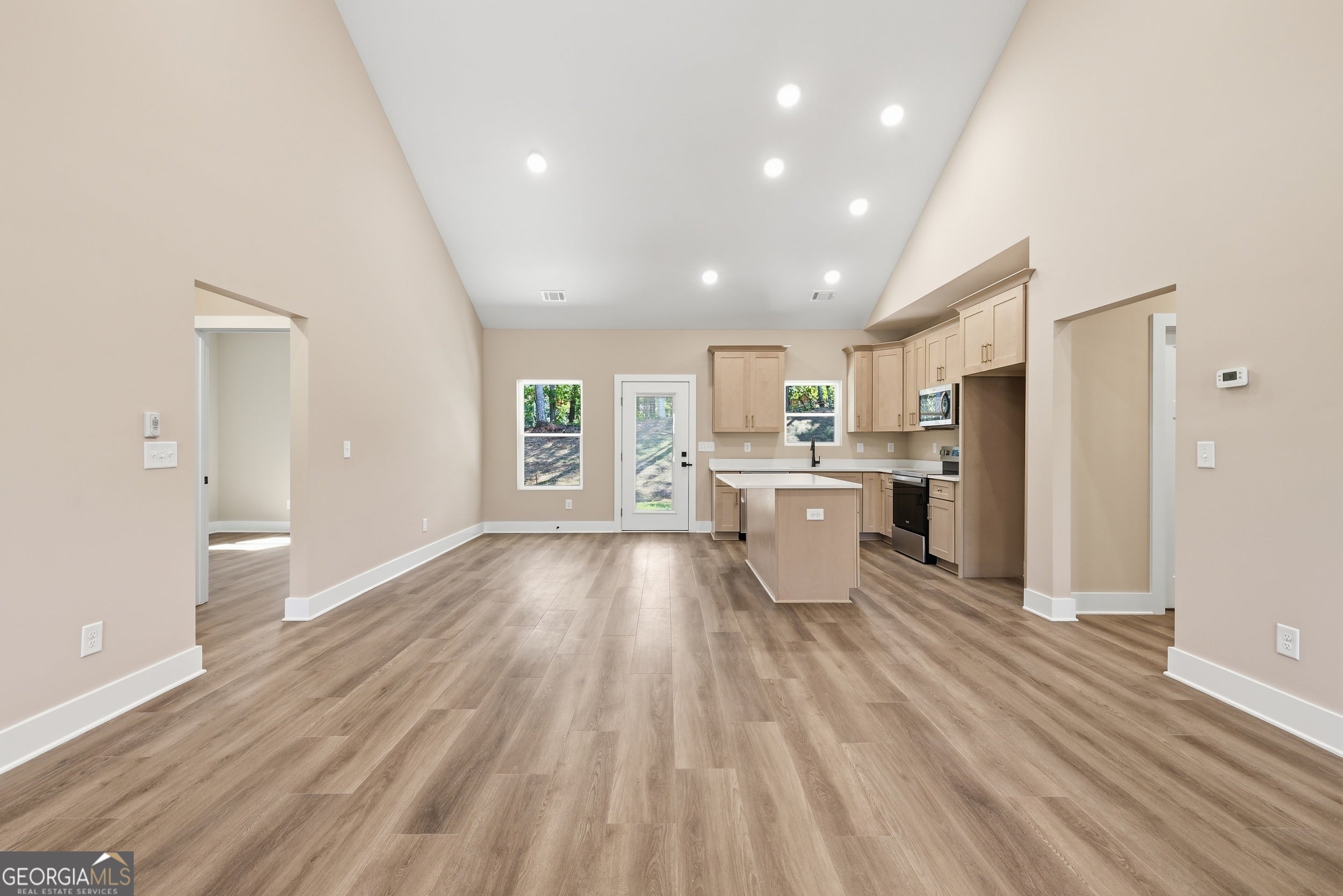 180 Edwards RD